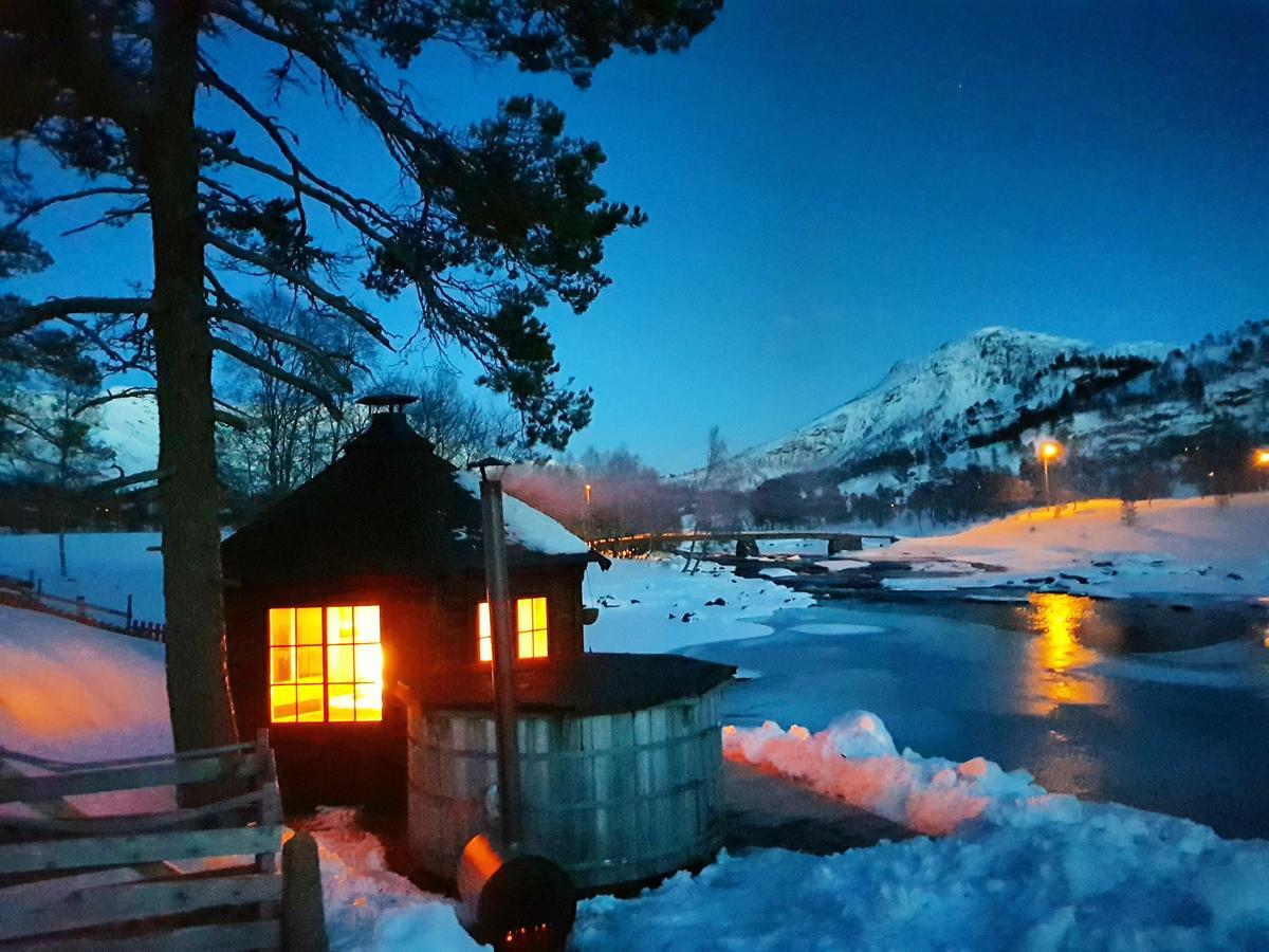 Farm stay Flatheim Viksdalen